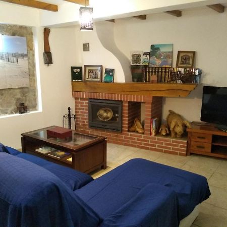Casa Con Vistas En Ucieda Villa Bagian luar foto